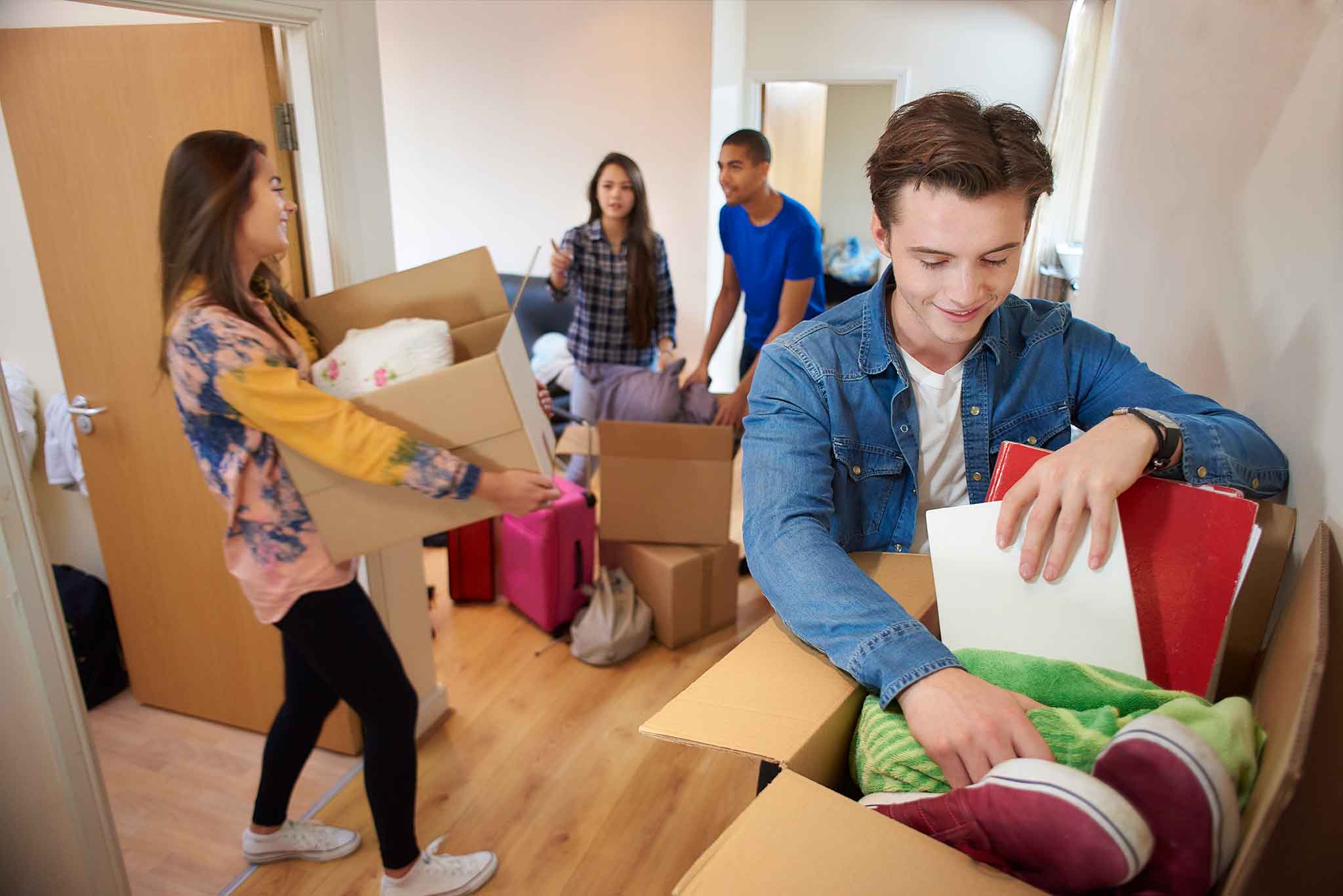 Uddingston-self-storage-students-3