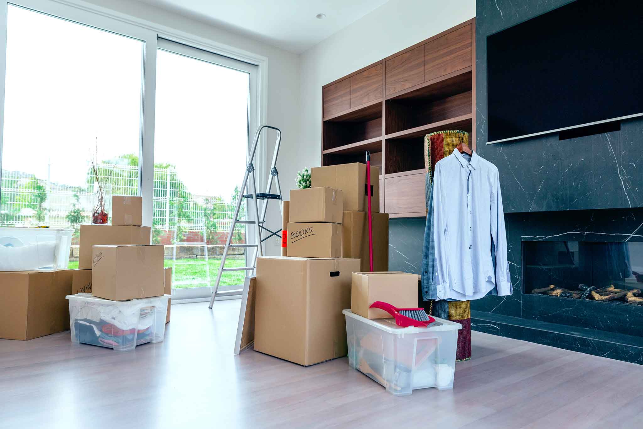 Uddingston-self-storage-students-Home
